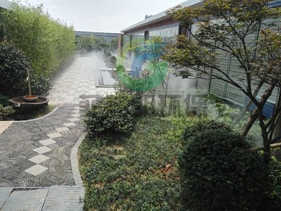 鹤壁生态园林景观中的人造雾系统与假山造雾设备 价格与效果解析